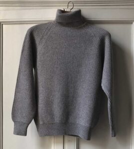 super geelong lambswool turtleneck